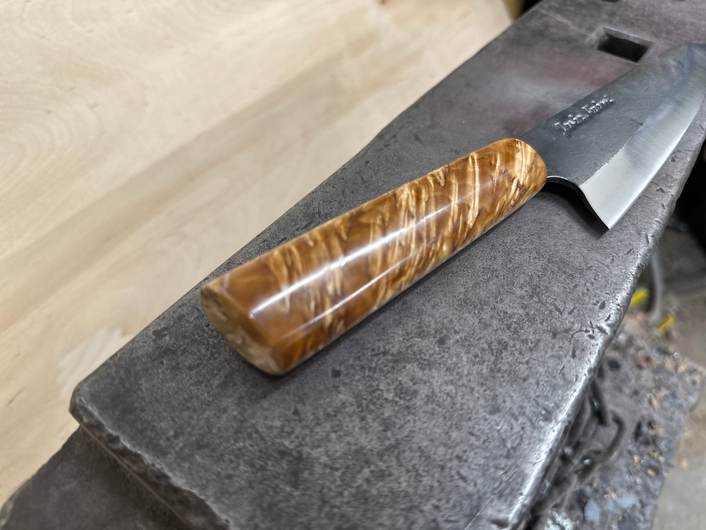 Gyoto kokkiveitsi, x-cut visakoivu