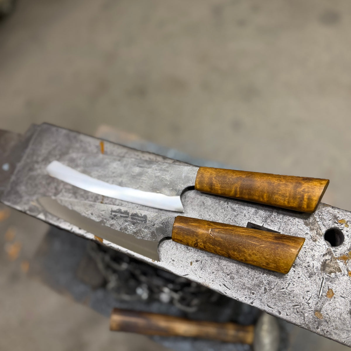 Kesä kampanja setti santoku+Gyoto ruskea visakoivu