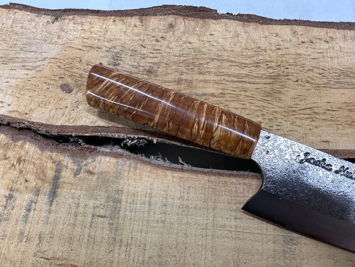 Santoku kokkiveitsi, x-cut visakoivu
