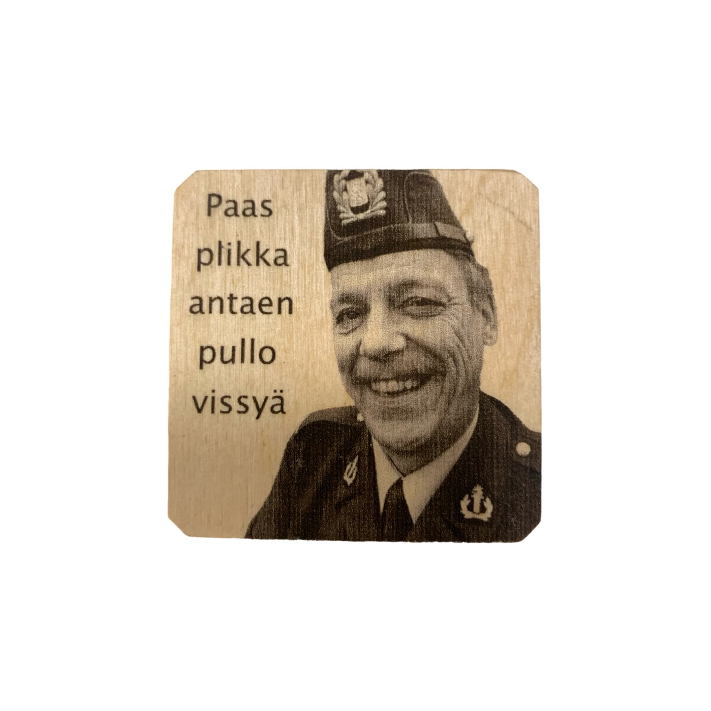 Reinikainen, pullo vissyä jääkaappimagneetti